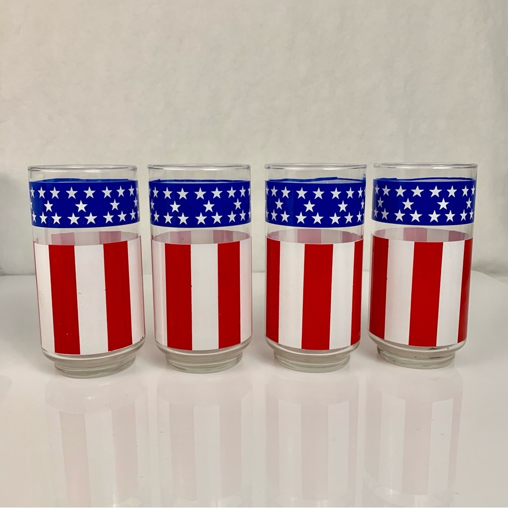 ‼️Bundle 3+items/50% off‼️American Flag Patriotic Drinking Glasses Set of 4